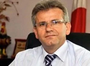 CHP'li Belediye Başkanı Ak Parti'ye geçti