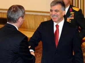Cumhurbaşkanı Gül'ü gülümseten olay