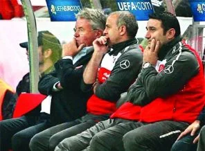 Çuvalla para aldı, ruhsuz bir takım çıkardı