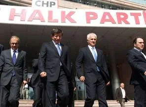 Davutoğlu'ndan muhalefete: Bilgileri bizden alın
