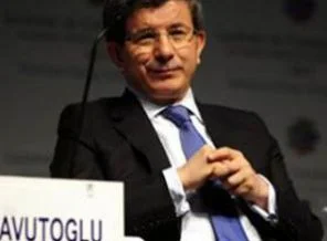 Davutoğlundan Abbas'a tebrik telefonu
