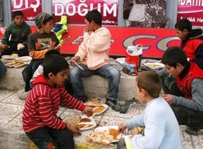 Deprem geride 155 yetim çocuk bıraktı