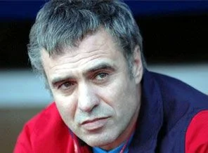 Ersun Yanal'la yollar ayrıldı