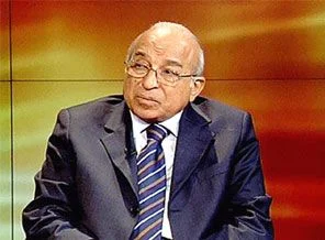 Fehmi Huveydi: İslami değil insani devrimler