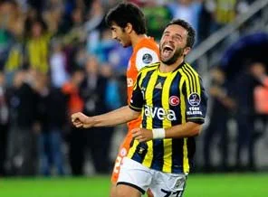 Fenerbahçe Büyükşehir'i 4-2 mağlup etti