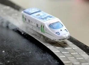Hiçbir yakıt olmadan saat 500 km hız!