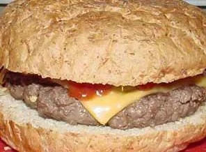 İğneli hamburger dava açtırdı
