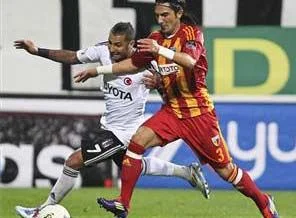 Kayserispor Beşiktaş'ı sarı-kırmızıya boyadı