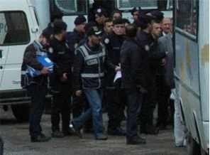 KCK gözaltıları adliyede getirildi