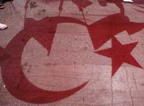 Libya'daki Türk Elçiliğinin önünde patlama