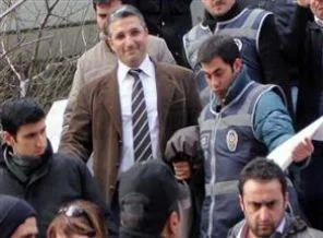 Şener tartışmalara mektupla cevap verdi