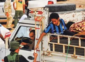 Sirte'de 60 bin sivil mahsur