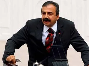 Taze vekilin sözleri mikrofonu kapattırdı