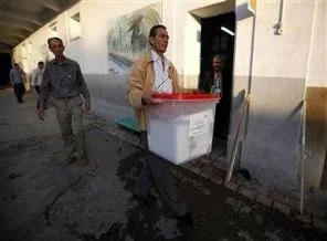 Tunus'ta tarihi seçim başladı