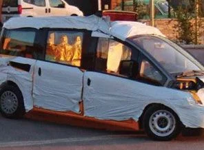 Türk malı taksi Başbakan'ı bekliyor
