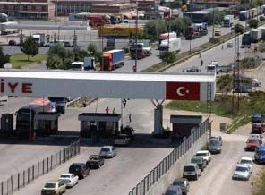 Türklere Suriye'ye girmek yasak!
