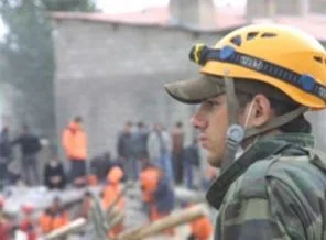 Van'da halkı kışkırtanlara gözaltı