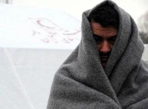 Vanlılar çadırları bırakıp hasarlı evlere dönüyor