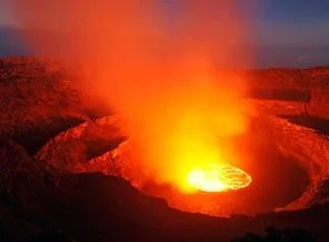 Yanardağdan Cehennemi andıran kareler (galeri)