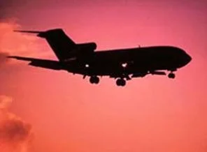 Yemen'de askeri uçak düştü: 9 ölü
