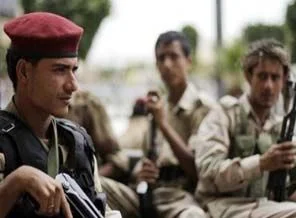 Yemen ordusu kendi askerini bombaladı: 30 ölü