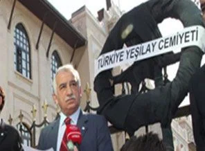 Yeşilay, Kültür Bakanlığı'na geri adım attırdı