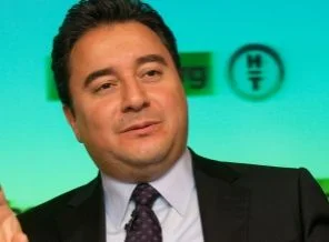 Arapların tutkalıyız
