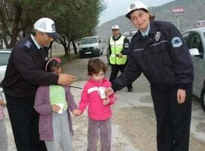 Arefe günü polisten ceza yerine salep