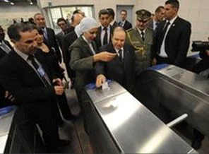 Cezayir'in ilk metro hattı açıldı