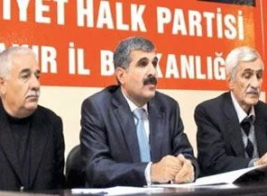 Dersim özrü, CHP'de il başkanını yedi