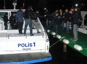 Gemiyi kaçıranlar yakıt ve yiyecek istedi