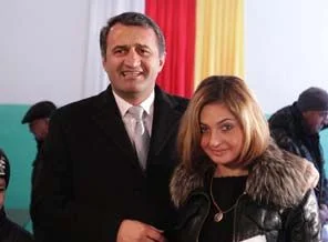 Güney Osetya'daki seçimlerde Bibilov önde