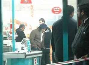 İstanbul'da markete bomba attılar