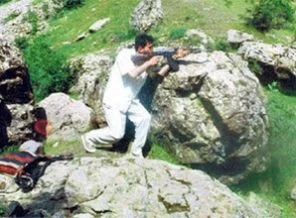 İşte avukatın PKK kampındaki fotoğrafı