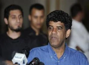 Kaddafi'nin sağ kolu da yakalandı