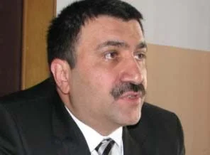 Kaymakam'dan müteahhitlere çağrı