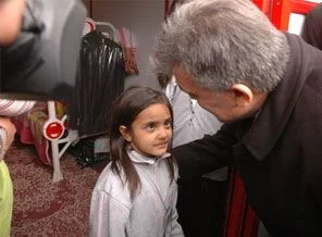 Küçük çocuk bakın Gül'den ne istedi!
