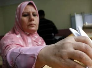 Mısır'da oylar sayılmaya başlandı