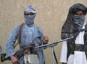 Pakistan'da 30 Taliban mensubu öldürüldü