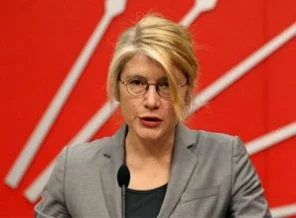 Tarhan: AKP lideri Tuncelili olabilir mi?