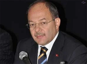 Acıkmadan oturma, doymadan kalk!
