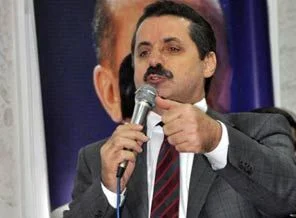 'AK Parti çatlamaz, çatlatır'