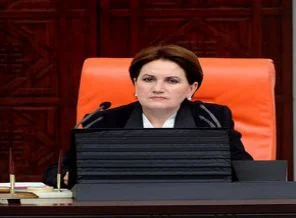 Akşener: Gelin beni dövün bari