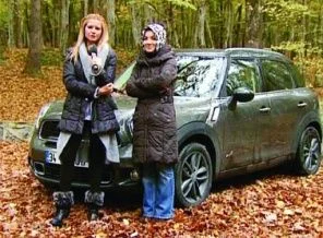 Başörtüsü BMW'nin kimyasını bozdu