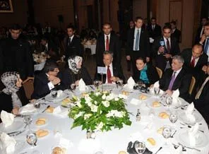 Bayan Hasavne taburcu edildi
