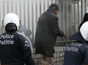 Belçika'da bombalı saldırı: 2 ölü