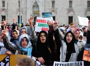 Beyazıt'ta Esad protestosu
