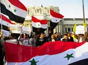 Binlerce Suriyeli Libya'ya sığındı