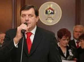 Bosnalı Sırpların lideri Milorad Dodik, Sarkozy'nin izinde