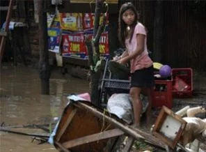 Filipinler, selde ölenleri gömmekte zorlanıyor